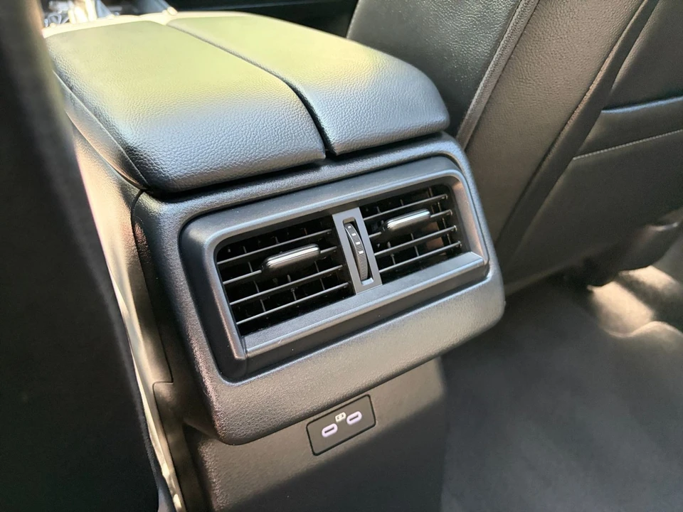 2025 Mazda CX-50 - Image 22 of 31