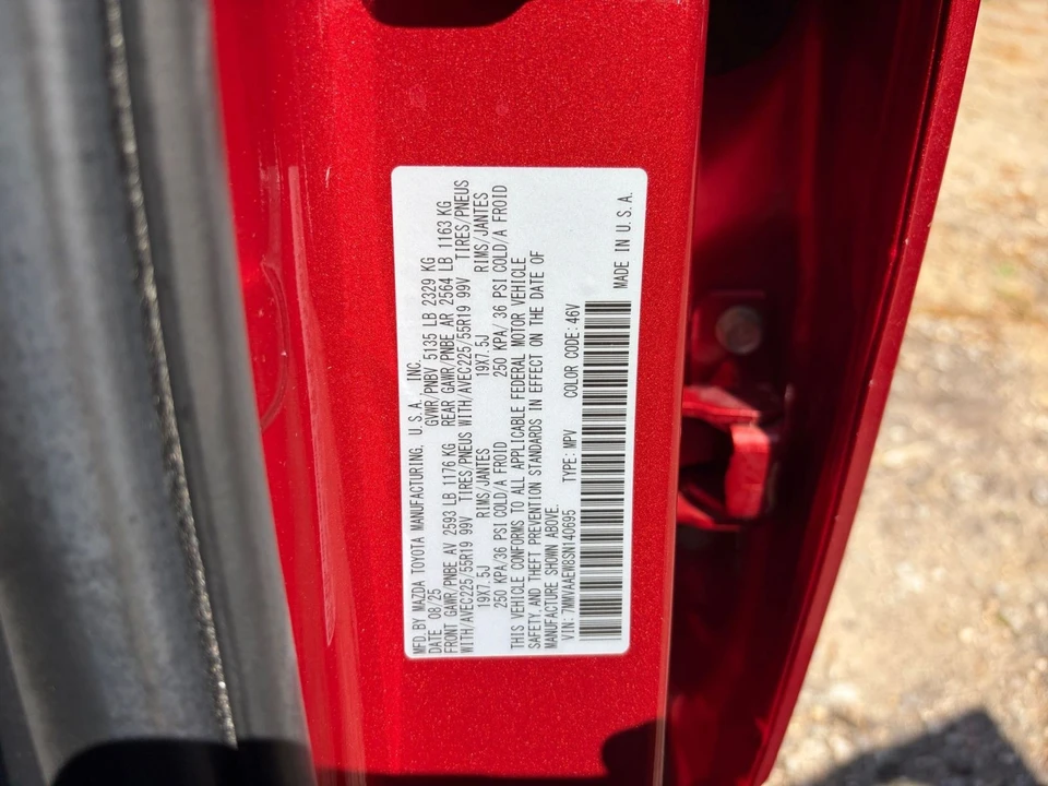 2025 Mazda CX-50 - Image 28 of 31