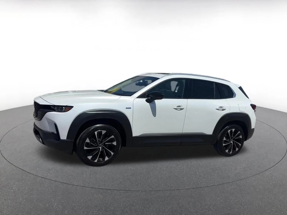 2025 Mazda CX-50 - Image 7 of 31