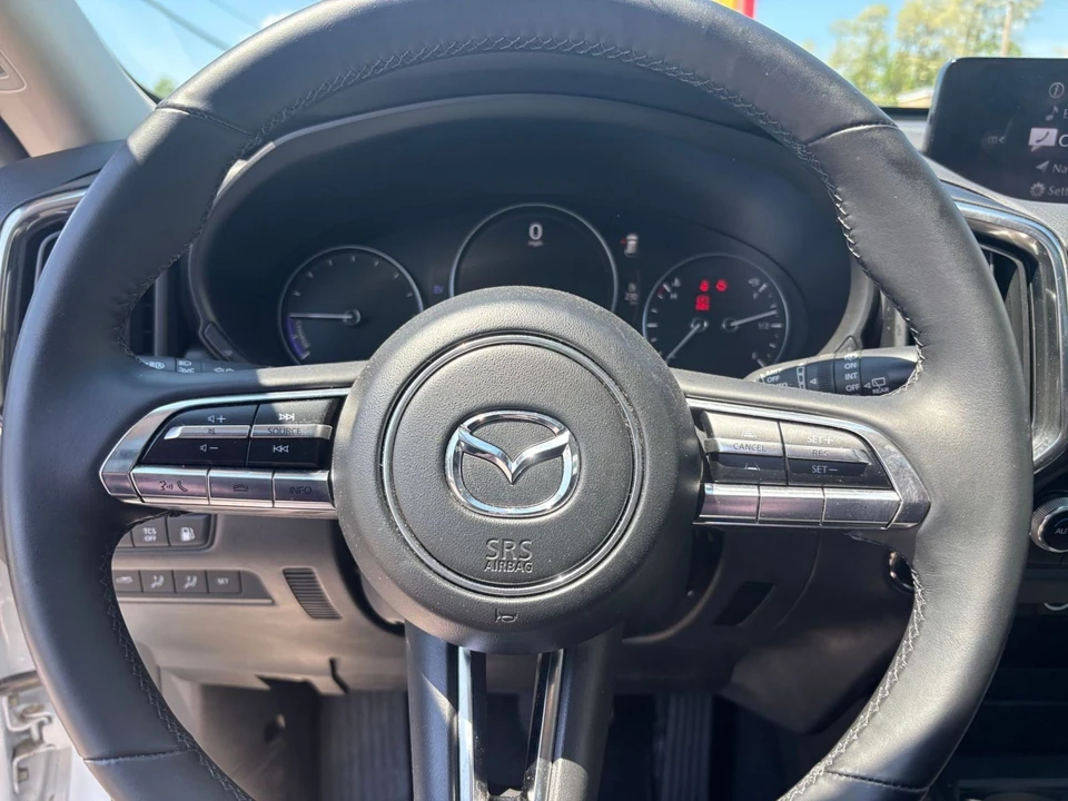 2025 Mazda CX-50 - Image 27 of 31