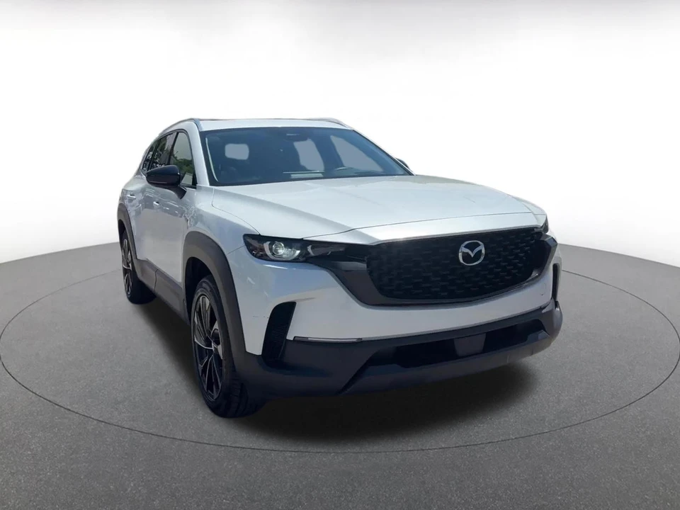 2025 Mazda CX-50 - Image 3 of 31