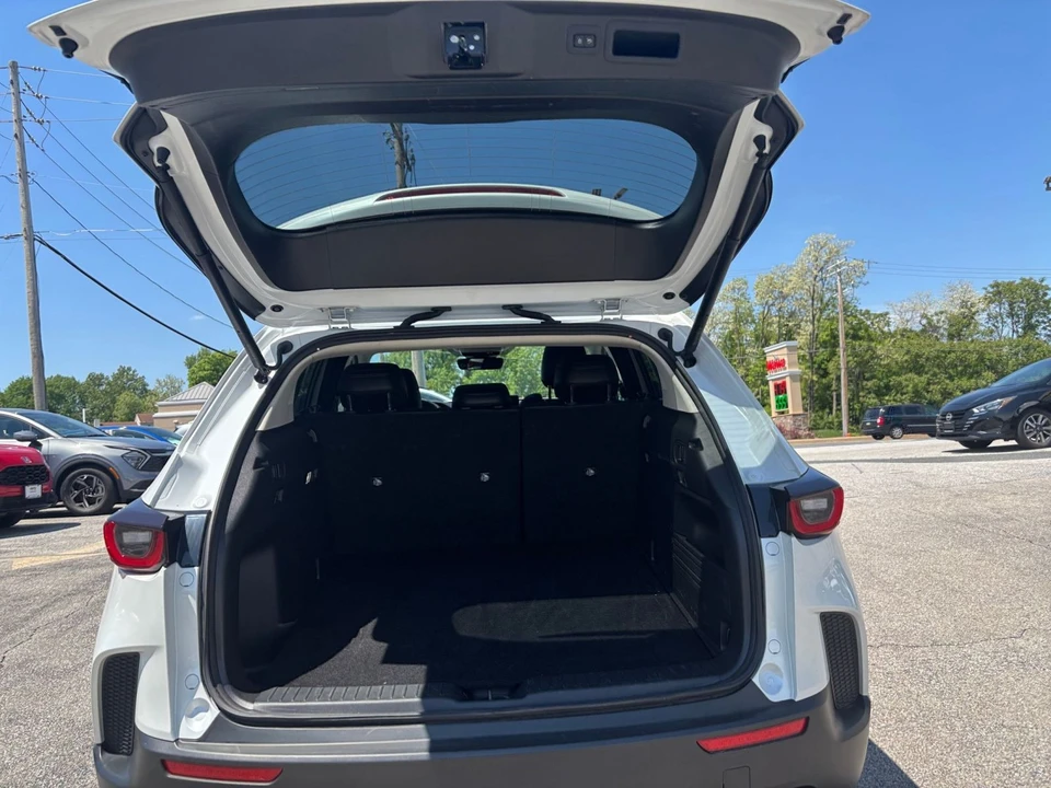 2025 Mazda CX-50 - Image 29 of 31