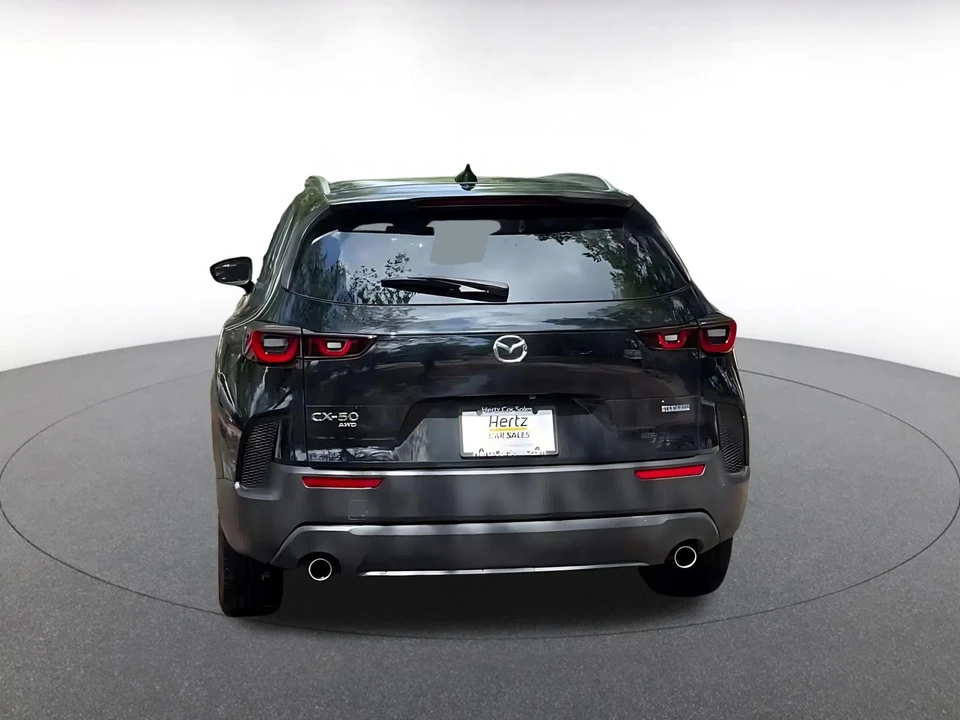 2025 Mazda CX-50 - Image 12 of 31