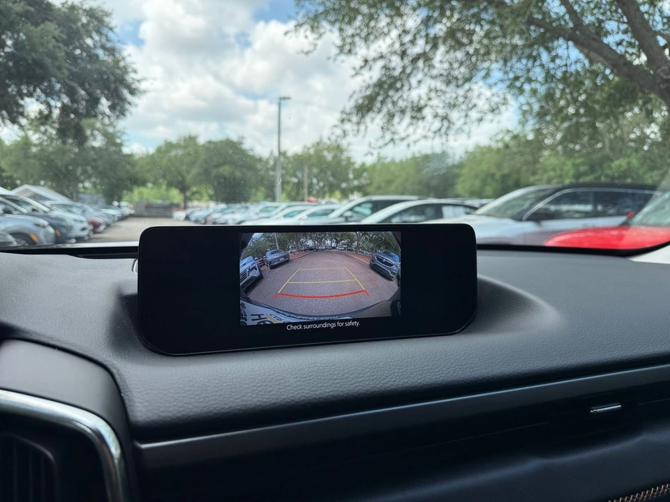 2025 Mazda CX-50 - Image 22 of 31
