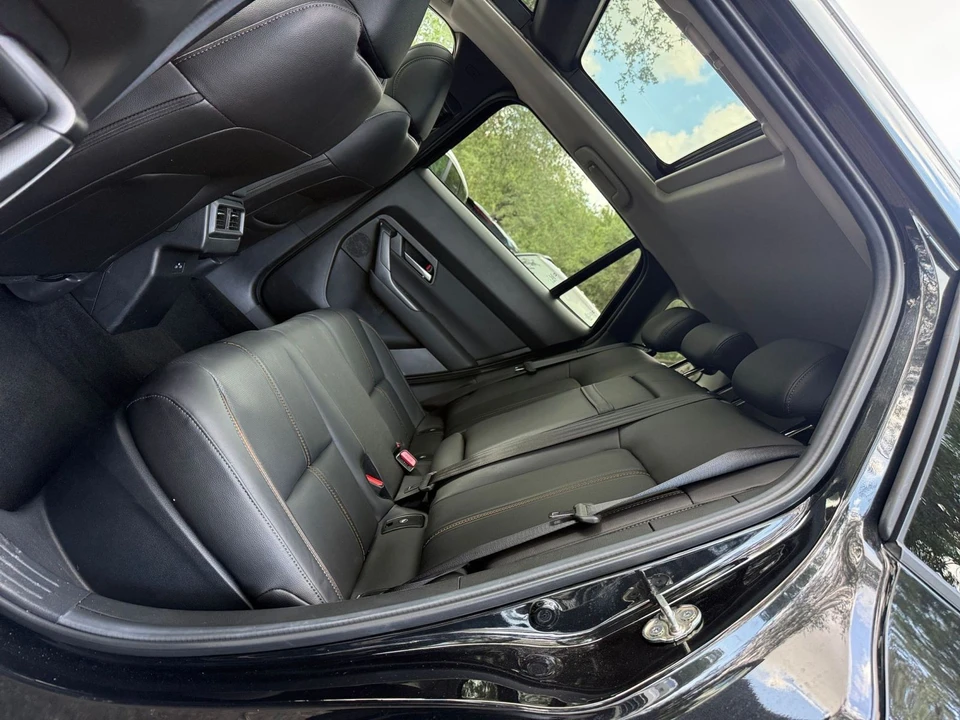 2025 Mazda CX-50 - Image 21 of 31