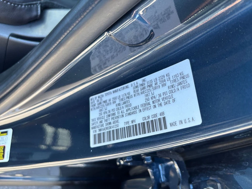 2025 Mazda CX-50 - Image 26 of 31