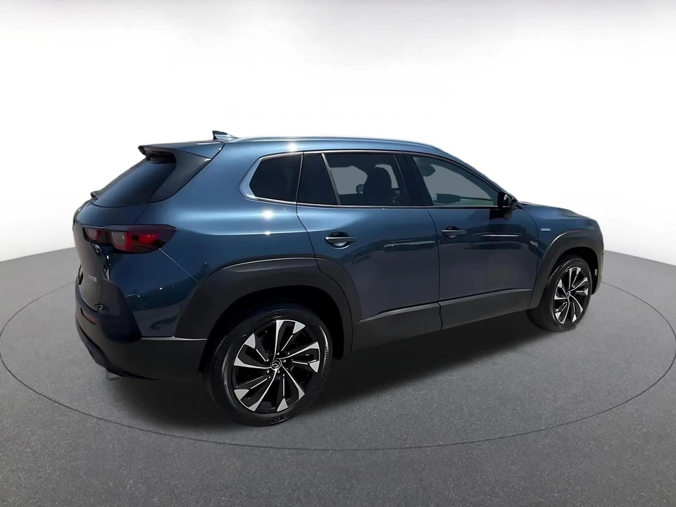 2025 Mazda CX-50 - Image 11 of 31