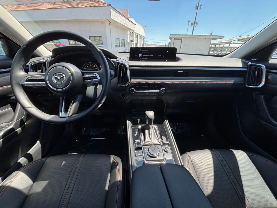 2025 Mazda CX-50 - Image 30 of 31