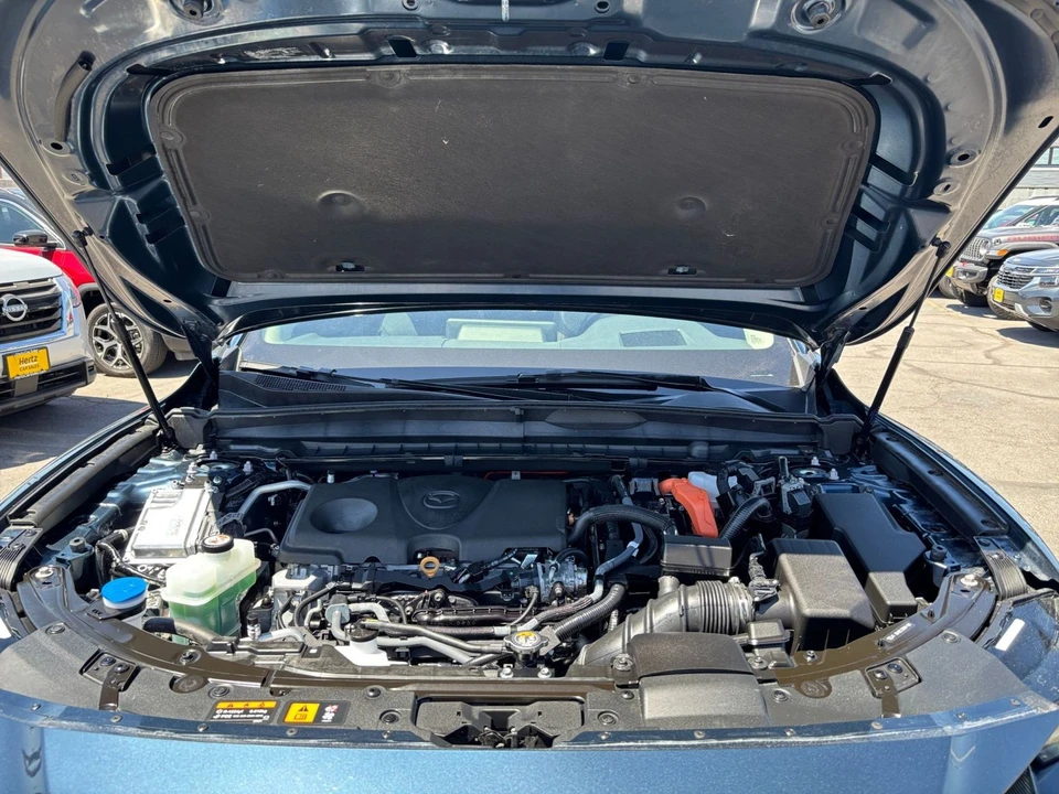 2025 Mazda CX-50 - Image 29 of 31