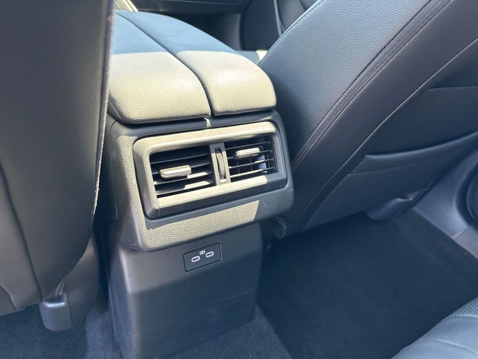2025 Mazda CX-50 - Image 20 of 31