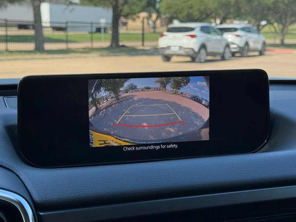 2025 Mazda CX-50 - Image 24 of 31