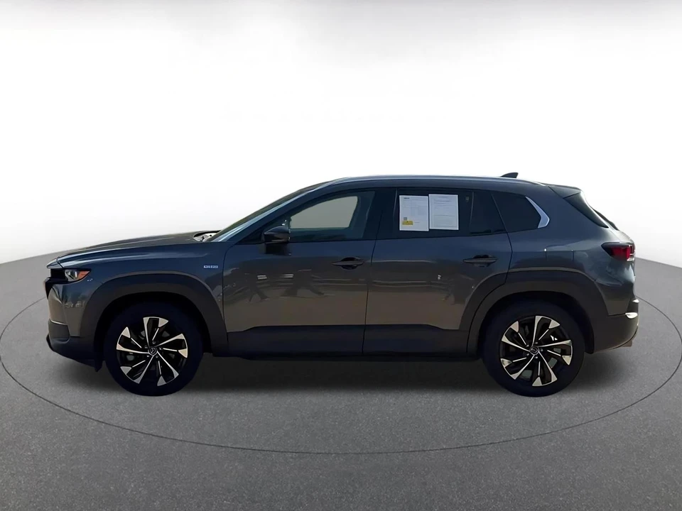 2025 Mazda CX-50 - Image 8 of 31