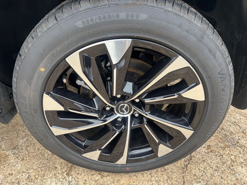 2025 Mazda - Image 26 of 31