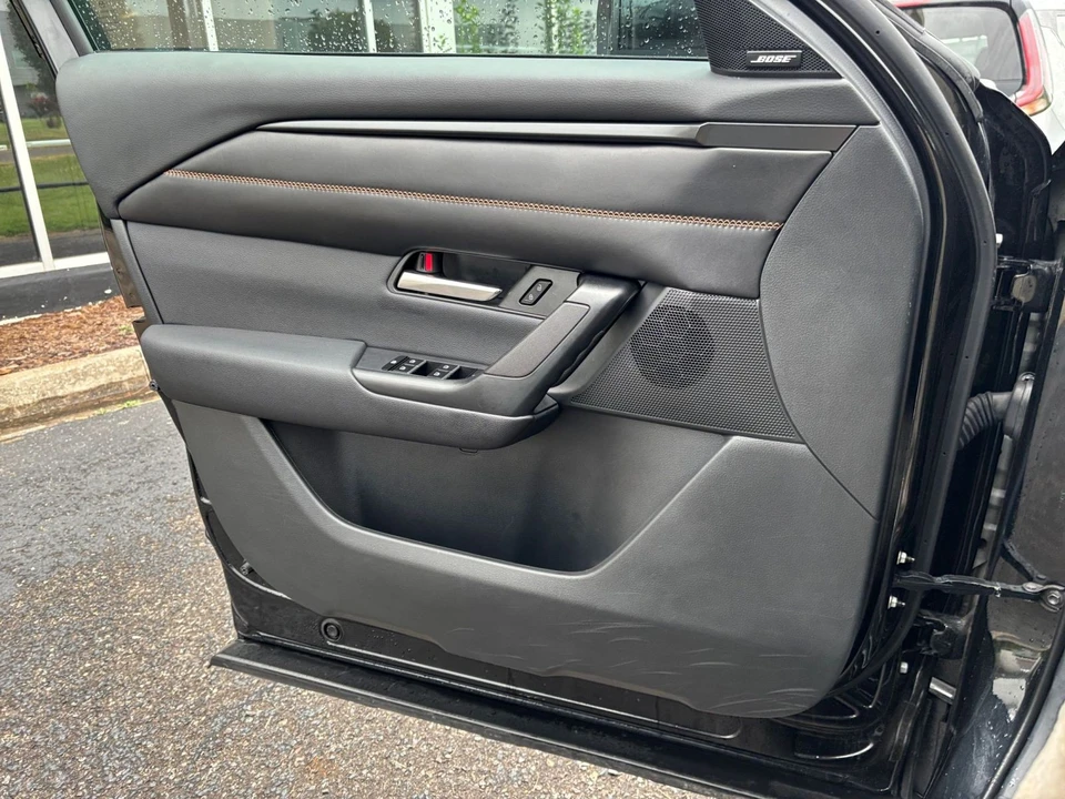 2025 Mazda CX-50 - Image 20 of 31