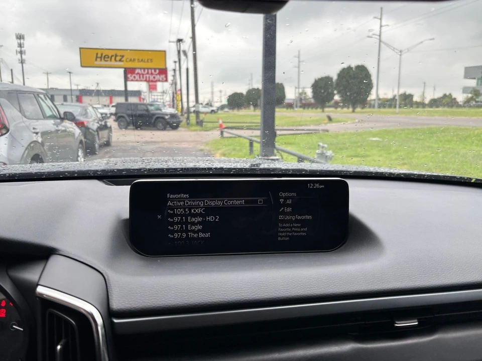 2025 Mazda CX-50 - Image 19 of 31