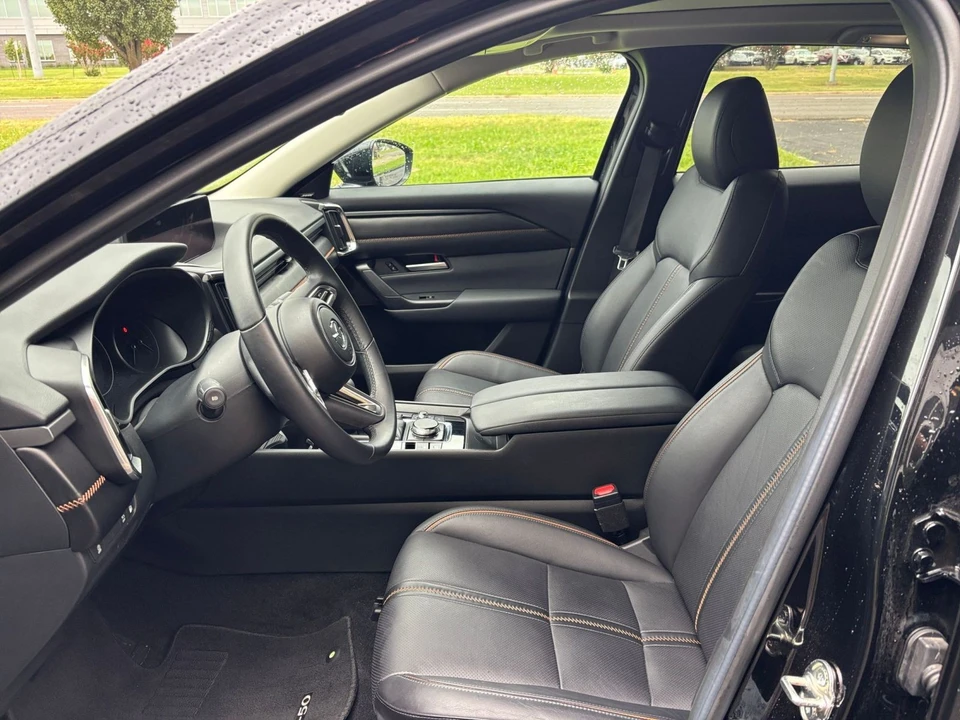 2025 Mazda CX-50 - Image 30 of 31