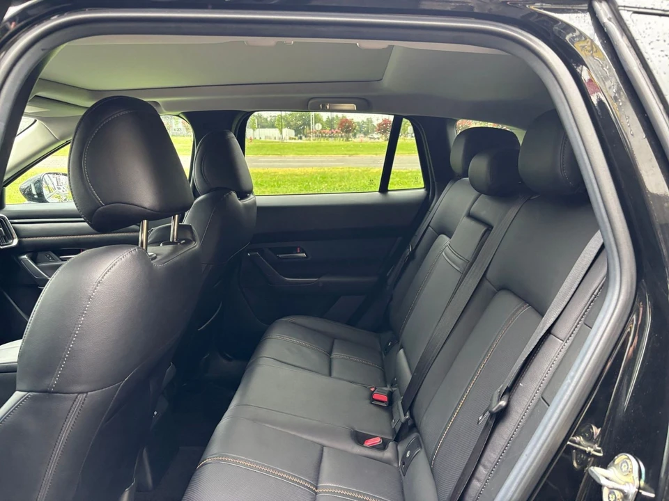 2025 Mazda CX-50 - Image 29 of 31