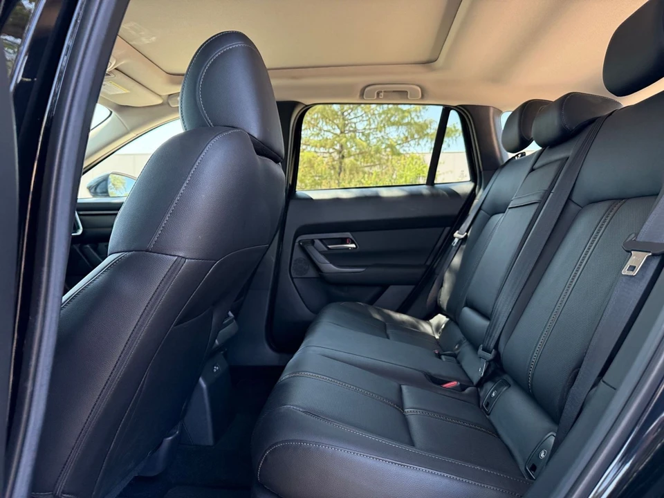 2025 Mazda CX-50 - Image 30 of 31
