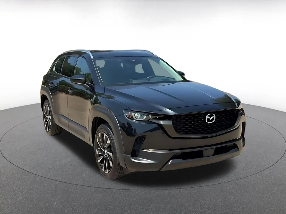 2025 Mazda CX-50 - Image 3 of 31