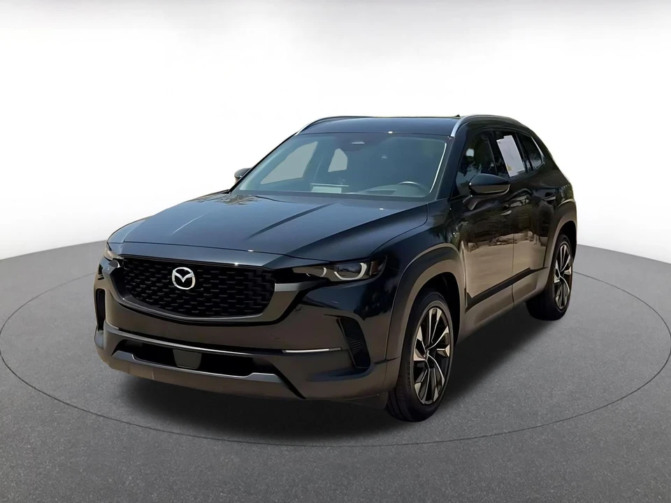 2025 Mazda CX-50 - Image 8 of 31