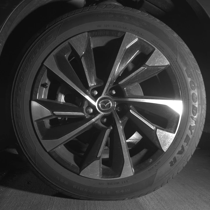 2025 Mazda CX-50 - Image 14 of 18