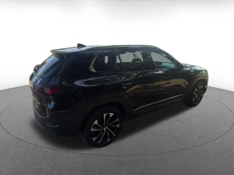 2025 Mazda CX-50 - Image 17 of 31
