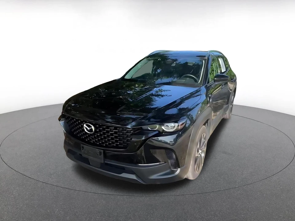 2025 Mazda CX-50 - Image 8 of 31