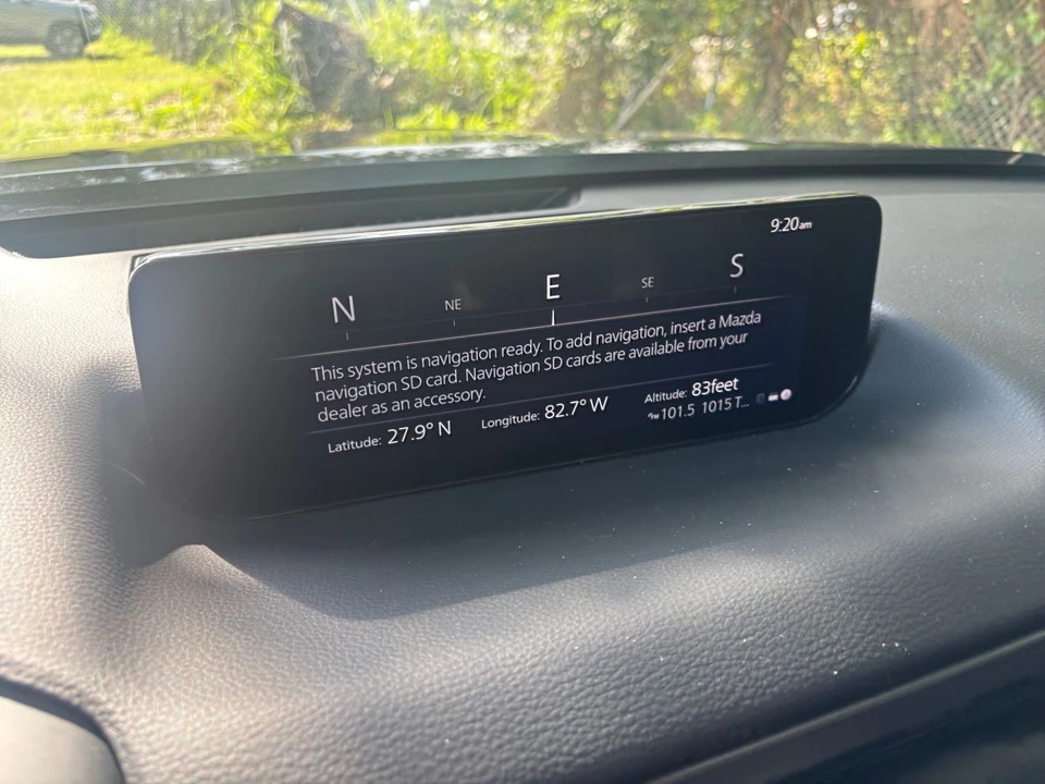 2025 Mazda CX-50 - Image 23 of 31