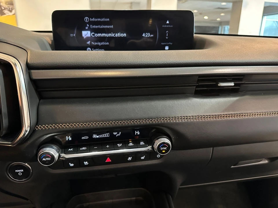 2025 Mazda CX-50 - Image 14 of 31