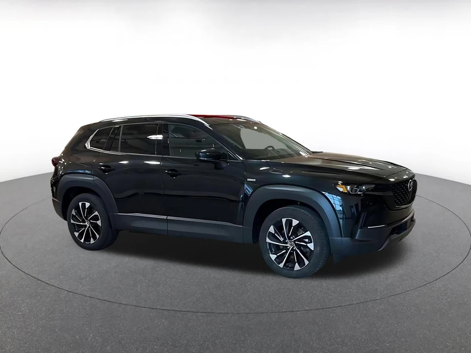 2025 Mazda CX-50 - Image 2 of 31