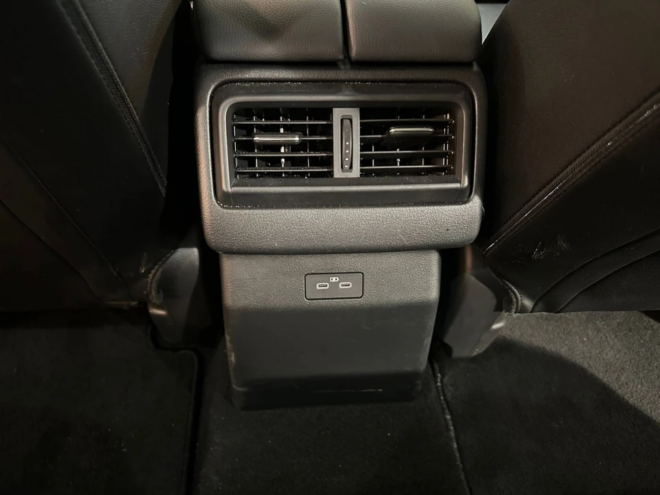 2025 Mazda CX-50 - Image 20 of 31