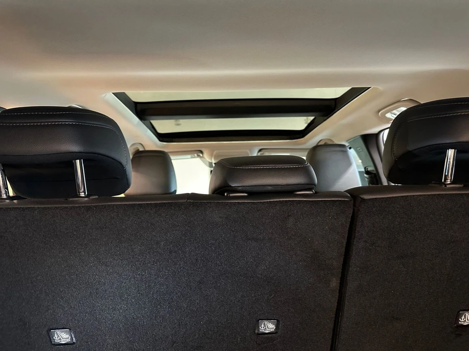 2025 Mazda CX-50 - Image 25 of 31