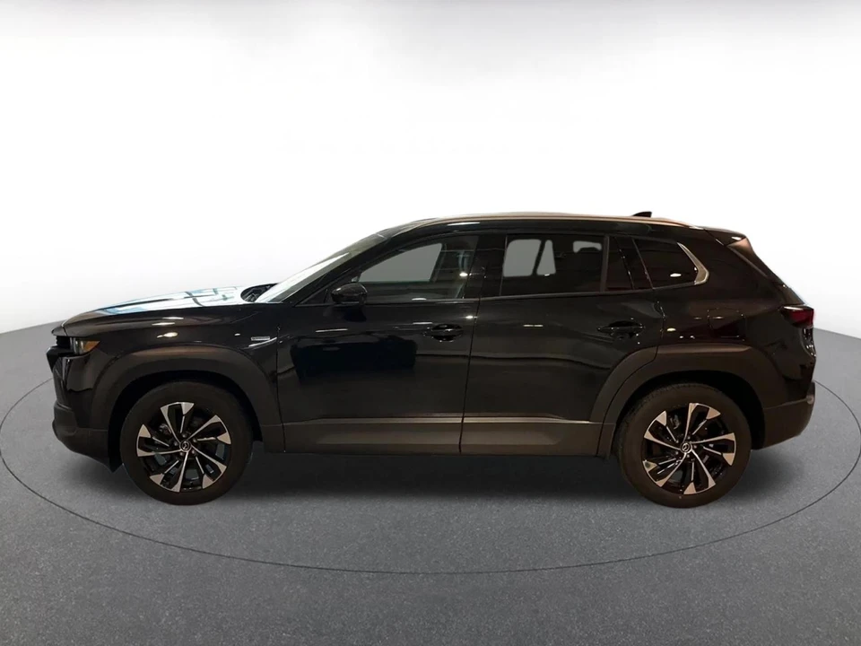 2025 Mazda CX-50 - Image 7 of 31