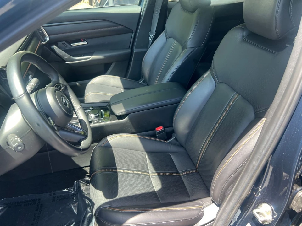 2025 Mazda CX-50 - Image 23 of 31