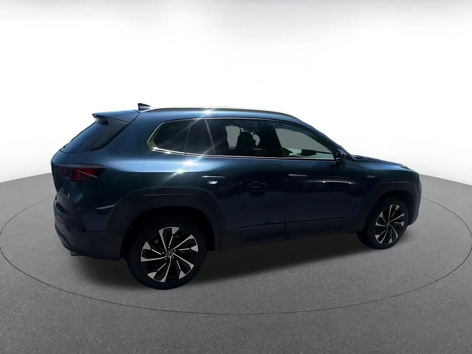 2025 Mazda CX-50 - Image 13 of 31