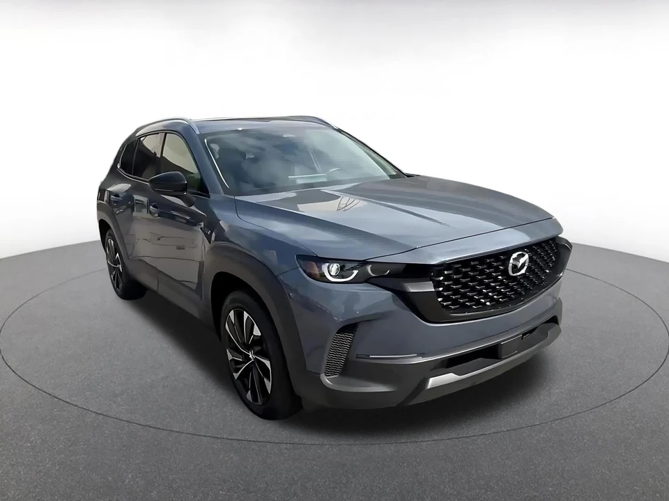 2025 Mazda CX-50 - Image 3 of 31
