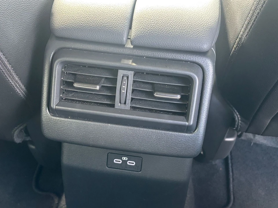 2025 Mazda CX-50 - Image 26 of 31