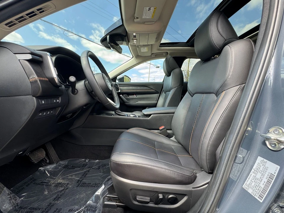 2025 Mazda CX-50 - Image 20 of 31