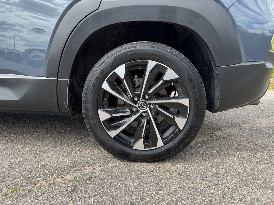 2025 Mazda CX-50 - Image 23 of 31