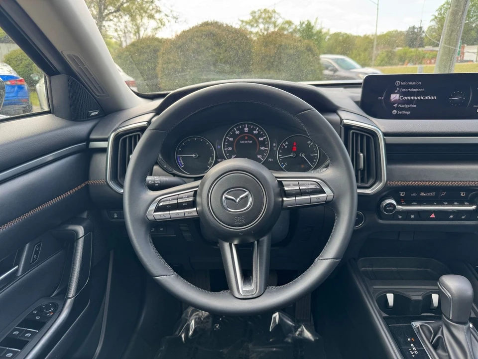 2025 Mazda CX-50 - Image 27 of 31