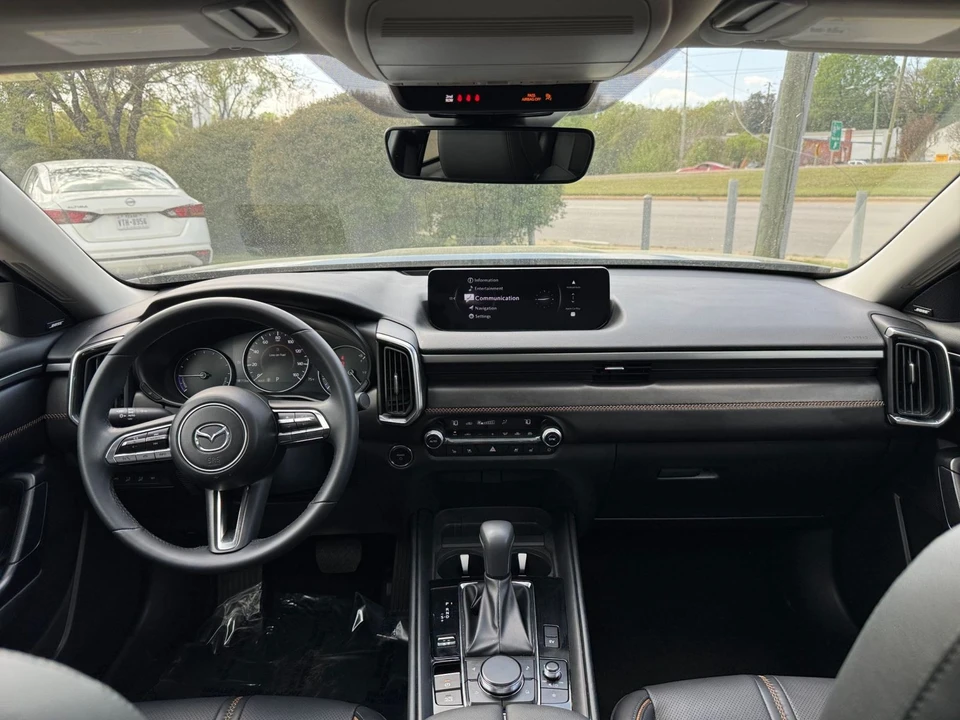 2025 Mazda CX-50 - Image 26 of 31