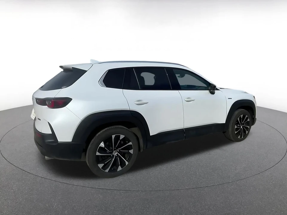 2025 Mazda CX-50 - Image 12 of 31