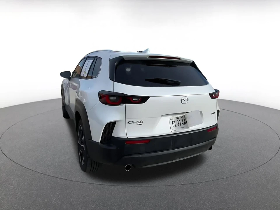 2025 Mazda CX-50 - Image 9 of 31