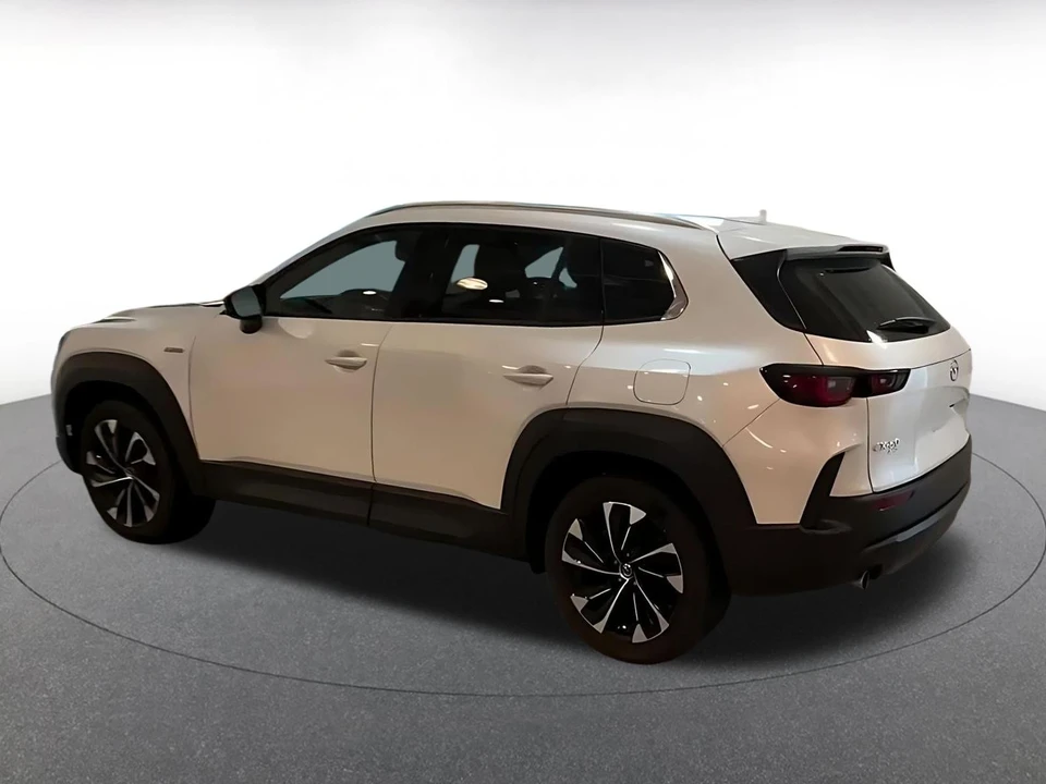 2025 Mazda CX-50 - Image 12 of 31