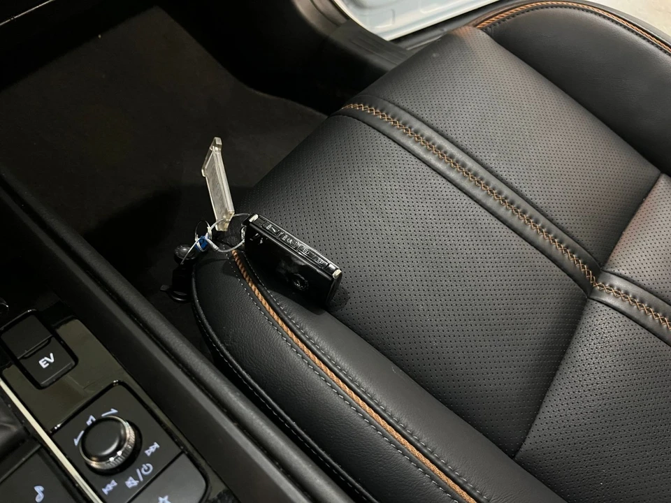 2025 Mazda CX-50 - Image 23 of 31