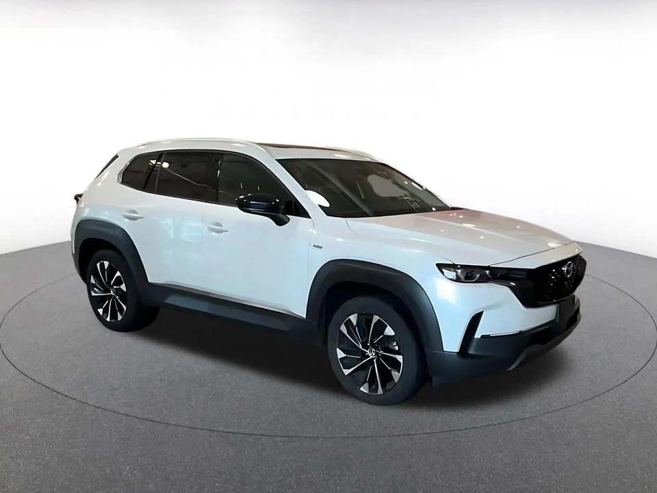 2025 Mazda CX-50 - Image 2 of 31