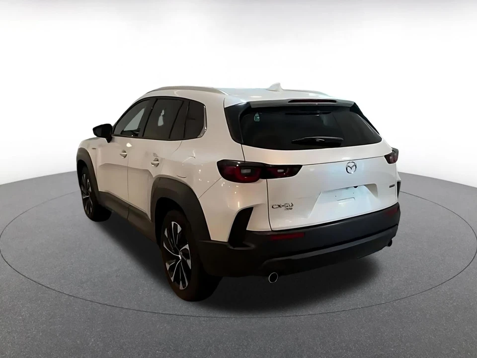2025 Mazda CX-50 - Image 3 of 31