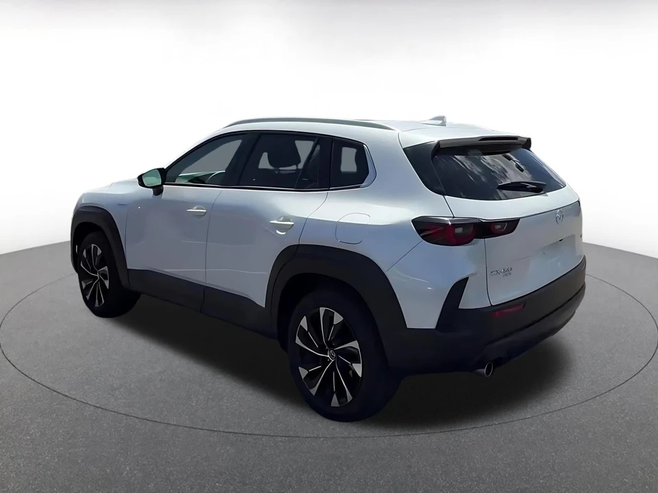2025 Mazda CX-50 - Image 13 of 31