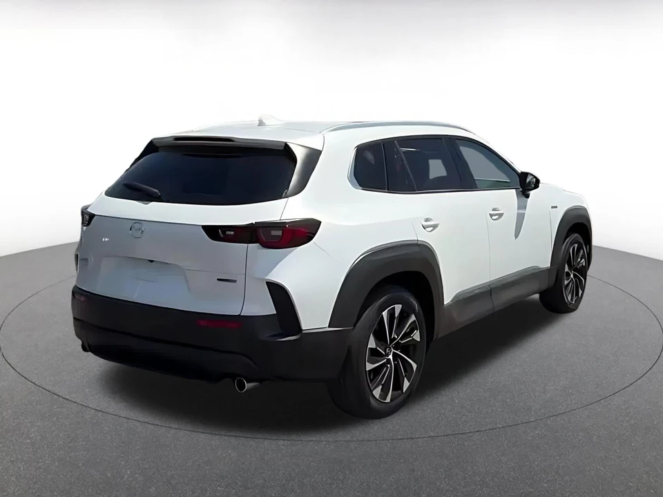 2025 Mazda CX-50 - Image 17 of 31
