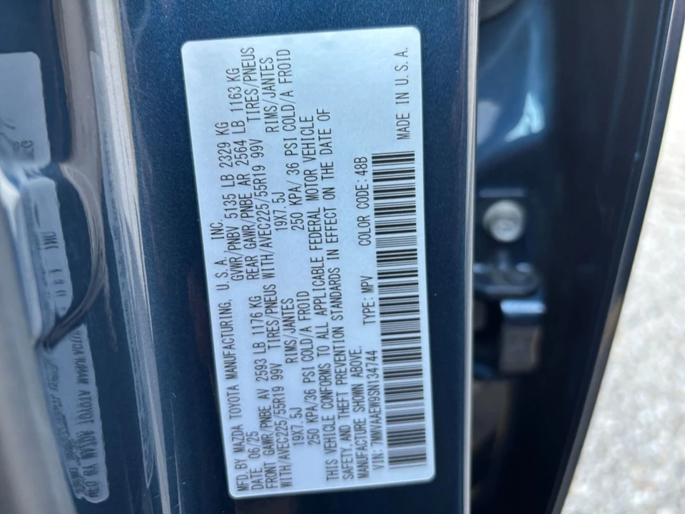 2025 Mazda CX-50 - Image 26 of 31